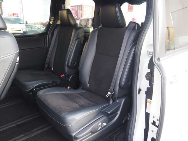 TOYOTA NOAH 2019 Image 31