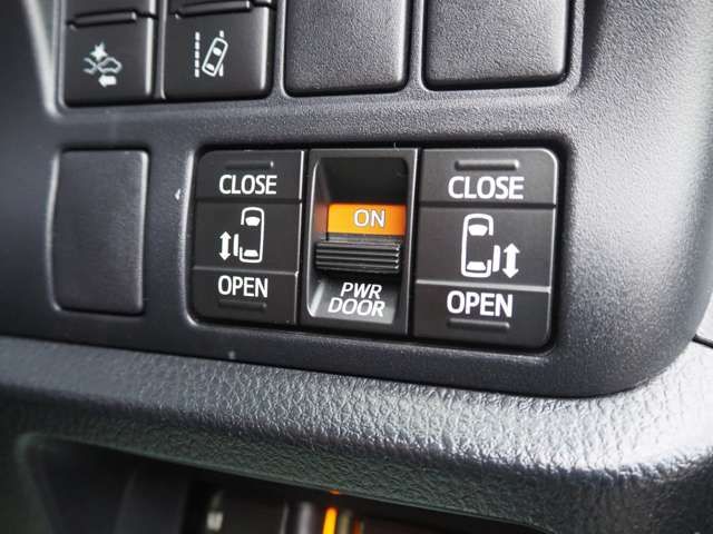 TOYOTA NOAH 2019 Image 31