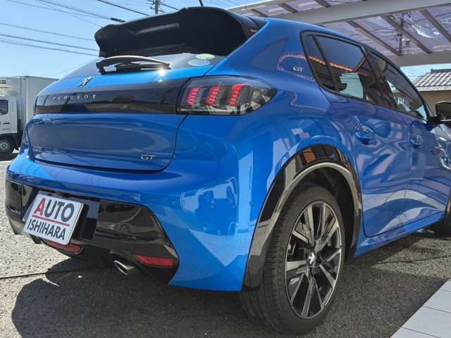 PEUGEOT 208 2021 Image 31