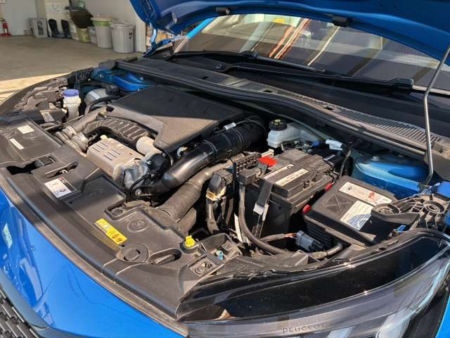 PEUGEOT 208 2021 Image 31