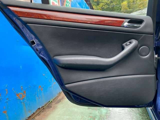 ALPINA B3 LIMOUSINE 2005 Image 31