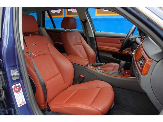 ALPINA B3 S TOURING 2011 Image 31