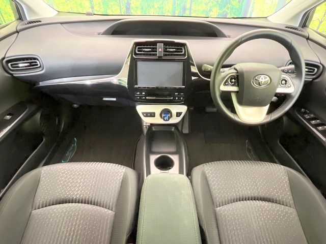 TOYOTA PRIUS 2016 Image 31