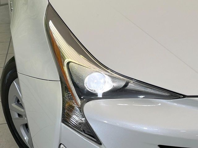 TOYOTA PRIUS 2016 Image 31