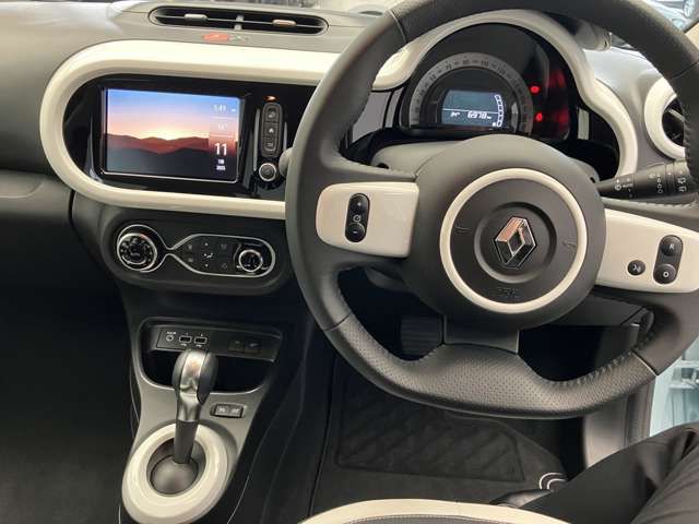 RENAULT TWINGO 2021 Image 31