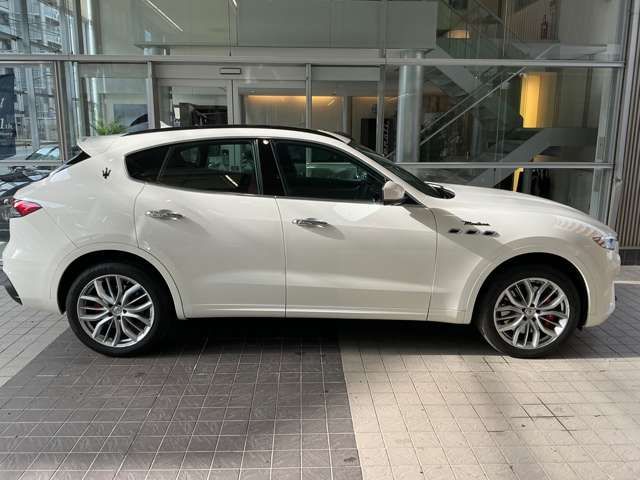 MASERATI LEVANTE 2022 Image 31