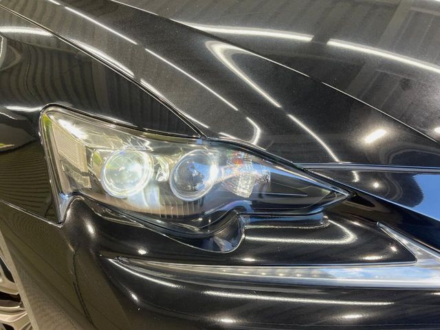 TOYOTA LEXUS IS300H 2014 Image 31