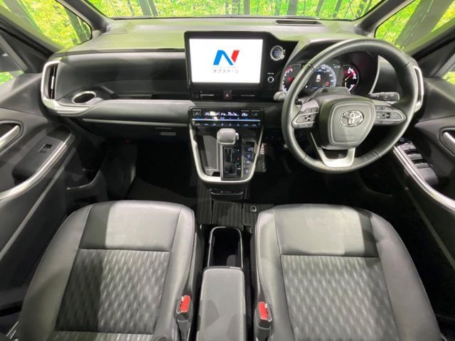 TOYOTA NOAH 4WD 2023 Image 31