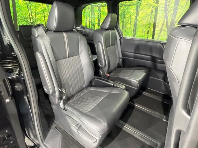 TOYOTA NOAH 4WD 2023 Image 31