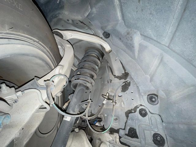 NISSAN FUGA HYBRID 2015 Image 31