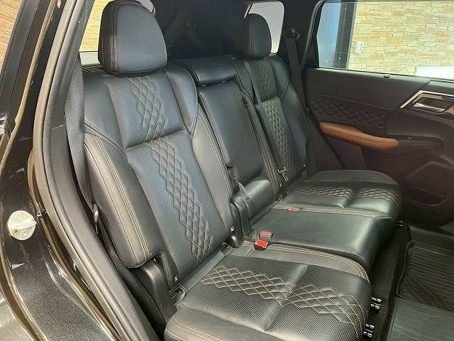 MITSUBISHI OUTLANDER PHEV 2022 Image 31