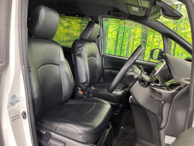 TOYOTA VOXY 2019 Image 31