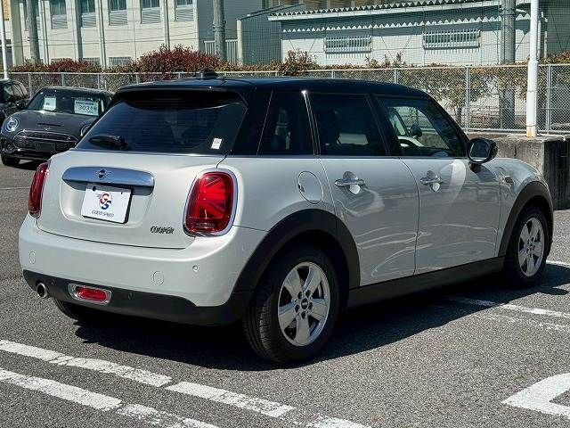 BMW MINI COOPER 5DOOR 2021 Image 31