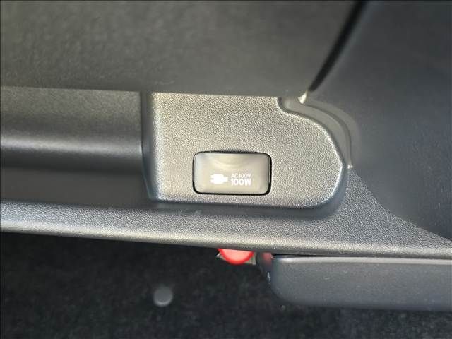 TOYOTA HIACE VAN 4WD 2026 Image 31