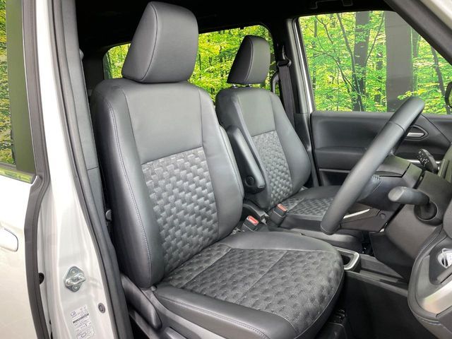 TOYOTA VOXY HYBRID 2025 Image 31