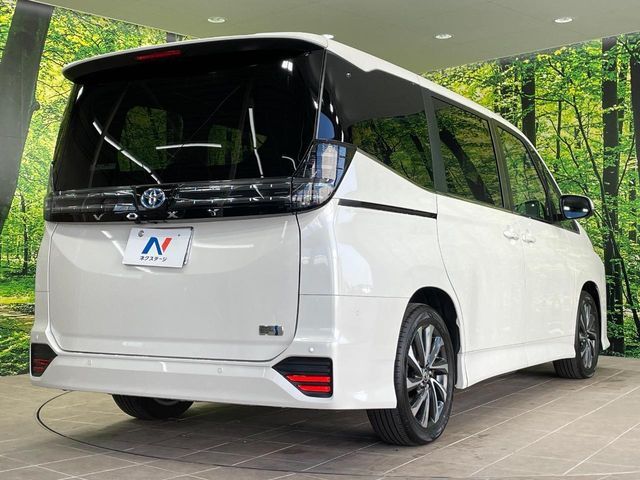 TOYOTA VOXY HYBRID 2025 Image 31