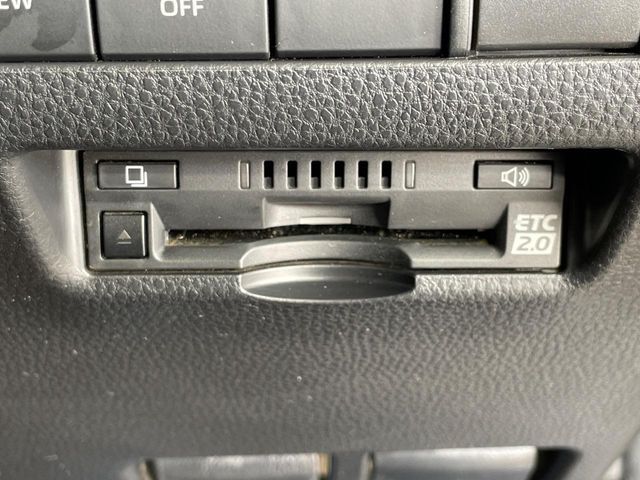 TOYOTA HARRIER 2WD 2021 Image 31