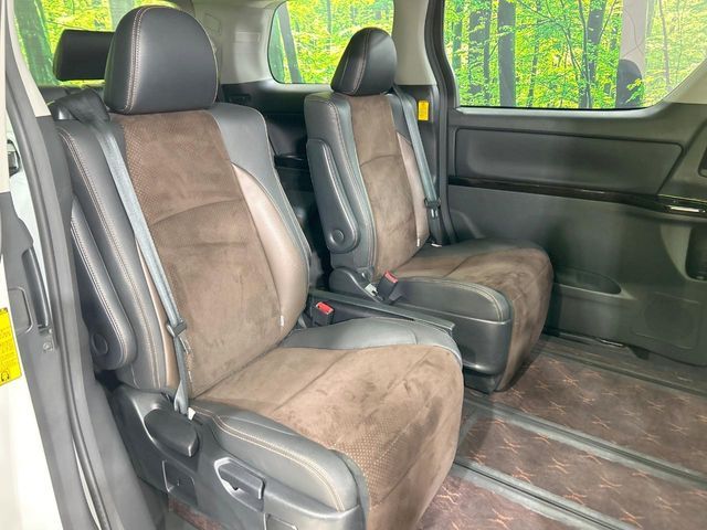 TOYOTA ALPHARD 2013 Image 31