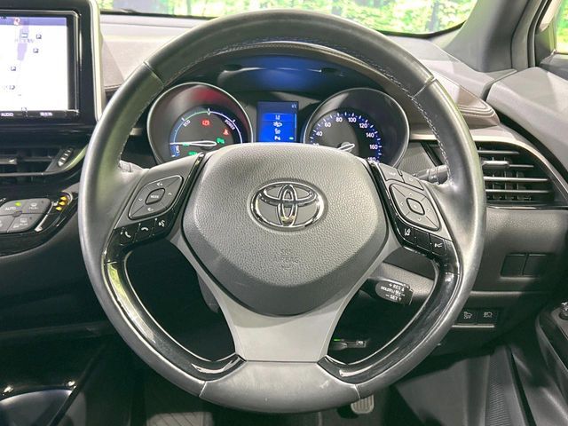 TOYOTA C-HR 2017 Image 31