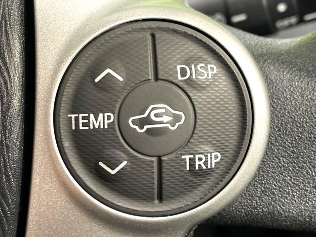 TOYOTA PRIUS 2013 Image 31