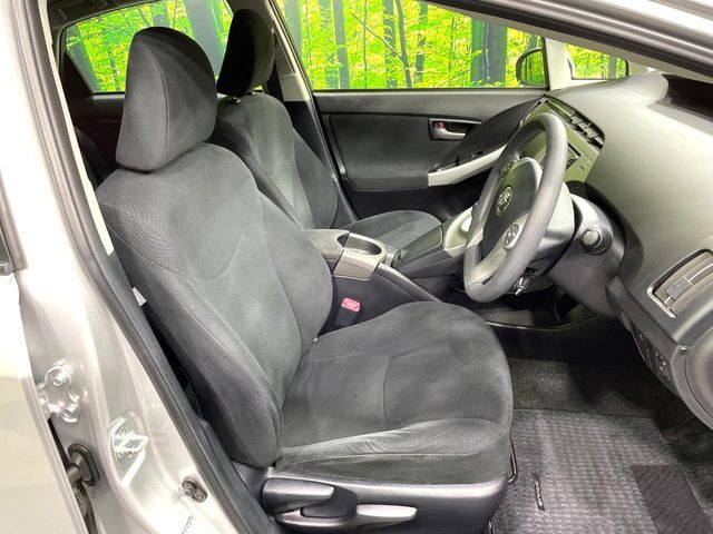 TOYOTA PRIUS 2013 Image 31