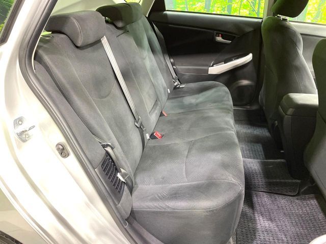 TOYOTA PRIUS 2013 Image 31