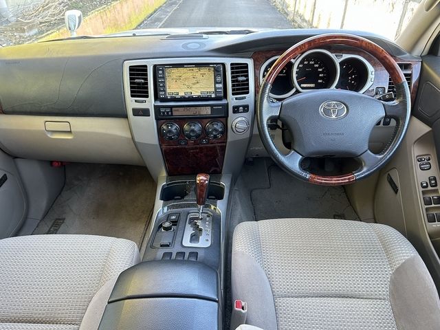 TOYOTA HILUXSURF WAGON 4WD 2003 Image 31