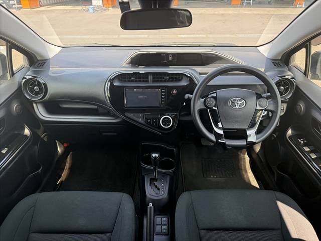 TOYOTA AQUA 2018 Image 31