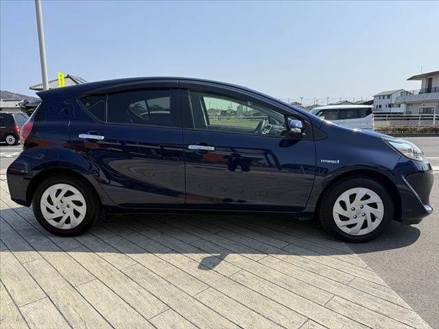 TOYOTA AQUA 2018 Image 31