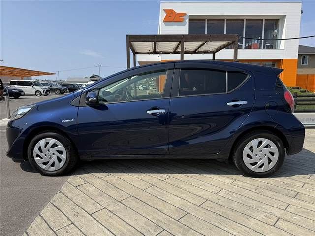 TOYOTA AQUA 2018 Image 31