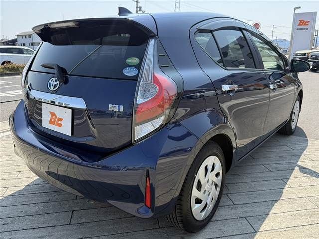 TOYOTA AQUA 2018 Image 31