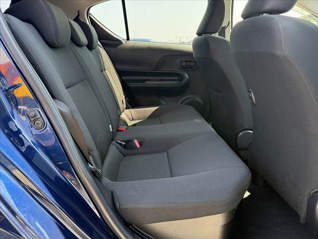 TOYOTA AQUA 2018 Image 31