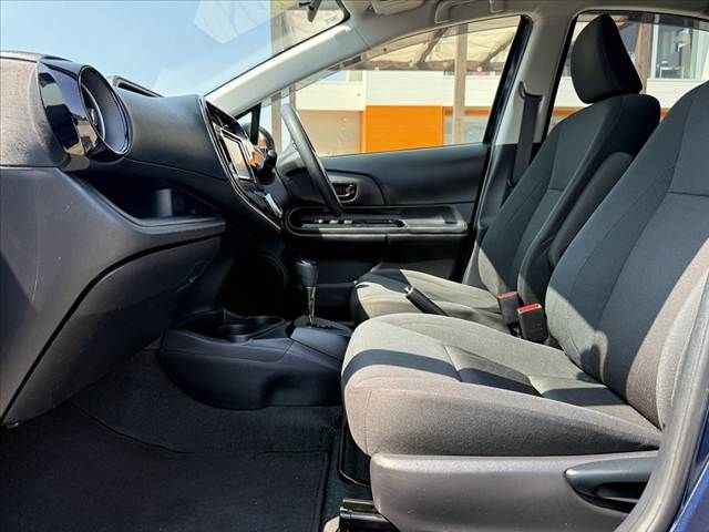 TOYOTA AQUA 2018 Image 31