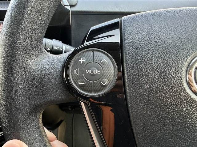 TOYOTA AQUA 2018 Image 31