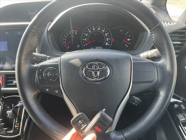 TOYOTA NOAH 2020 Image 31