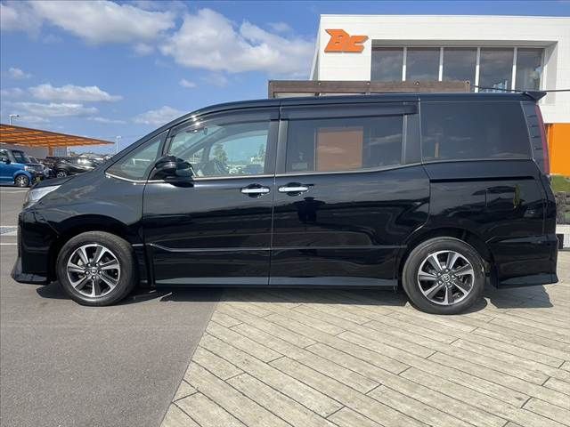 TOYOTA NOAH 2020 Image 31