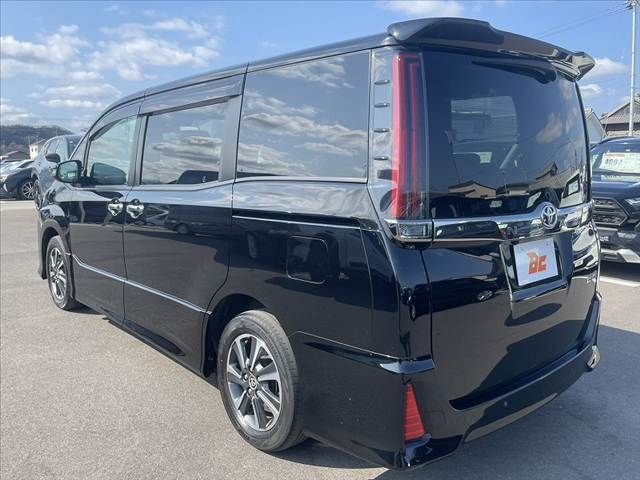 TOYOTA NOAH 2020 Image 31