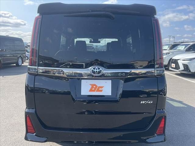 TOYOTA NOAH 2020 Image 31
