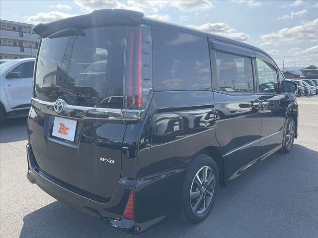 TOYOTA NOAH 2020 Image 31