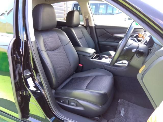 NISSAN FUGA 2014 Image 31