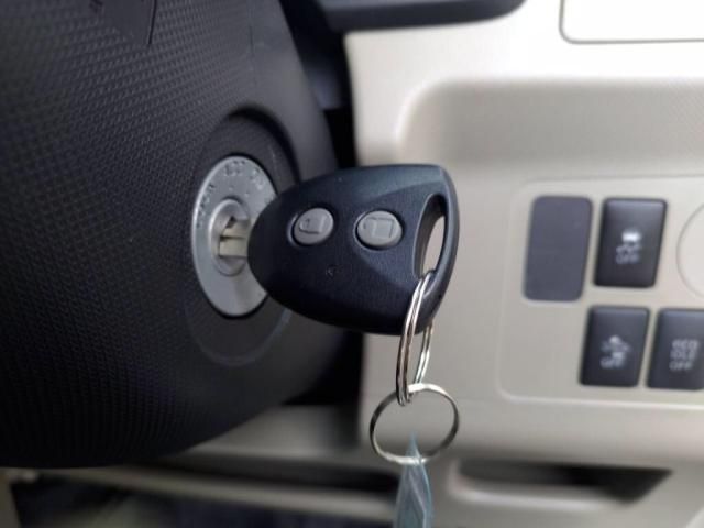 DAIHATSU MOVE 2013 Image 31