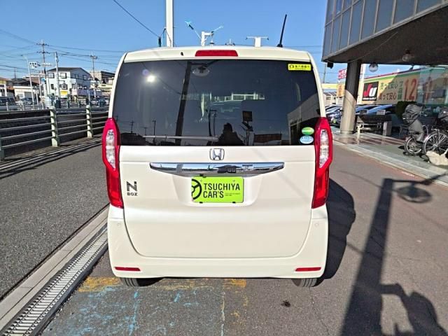 HONDA N BOX 2018 Image 31