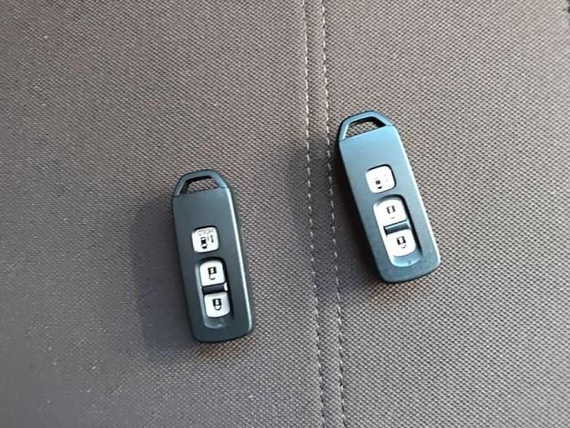 HONDA N BOX 2018 Image 31