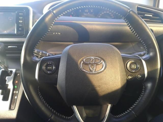 TOYOTA SIENTA 2017 Image 31