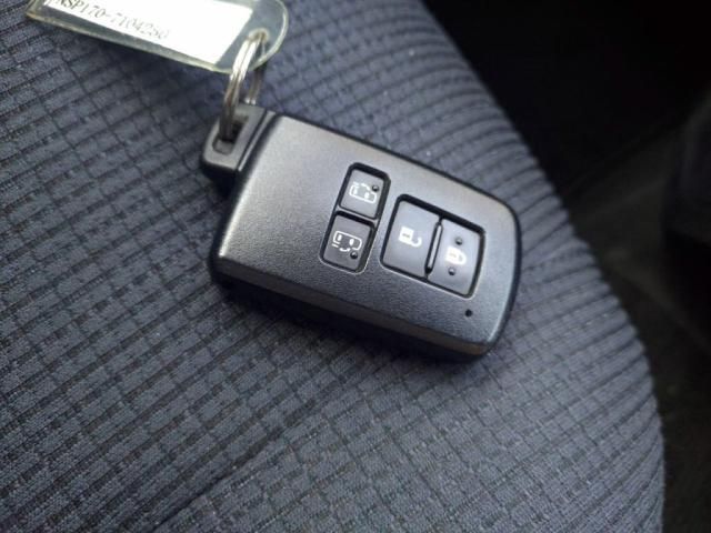 TOYOTA SIENTA 2017 Image 31