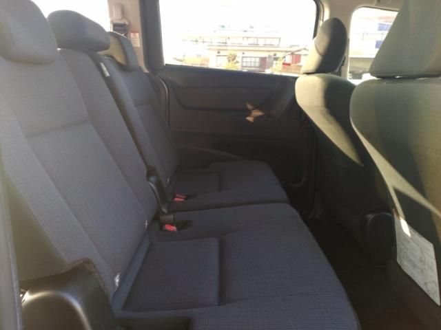 TOYOTA SIENTA 2017 Image 31