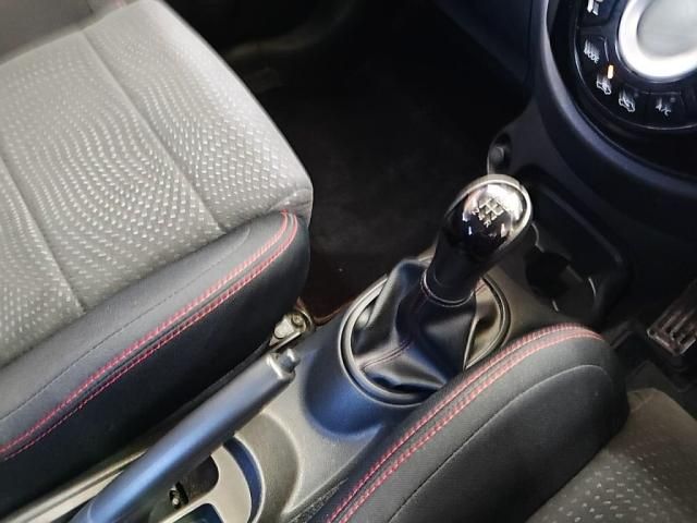 NISSAN MARCH 2014 Image 31