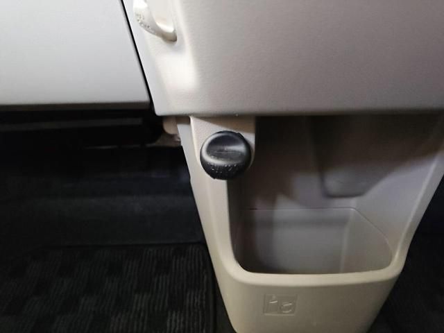 DAIHATSU MOVE 2015 Image 31