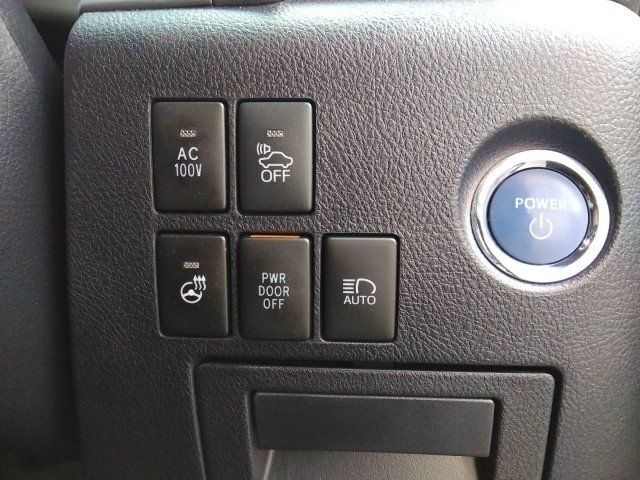 TOYOTA ALPHARD HYBRID 4WD 2017 Image 31