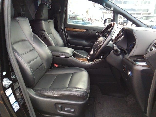 TOYOTA ALPHARD HYBRID 4WD 2017 Image 31